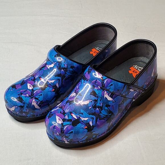 Dansko Women's Size 41 (US - 11) XP Blue Swirl Patent Marble Clog - Picture 1 of 9